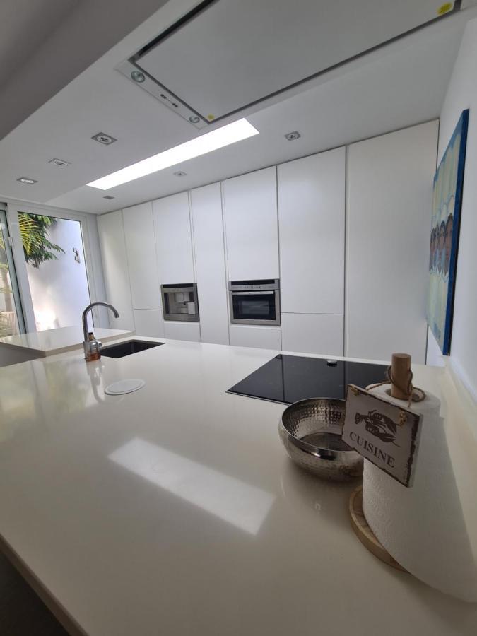 Nosotros Luxury Villa Los Cristianos  Ngoại thất bức ảnh